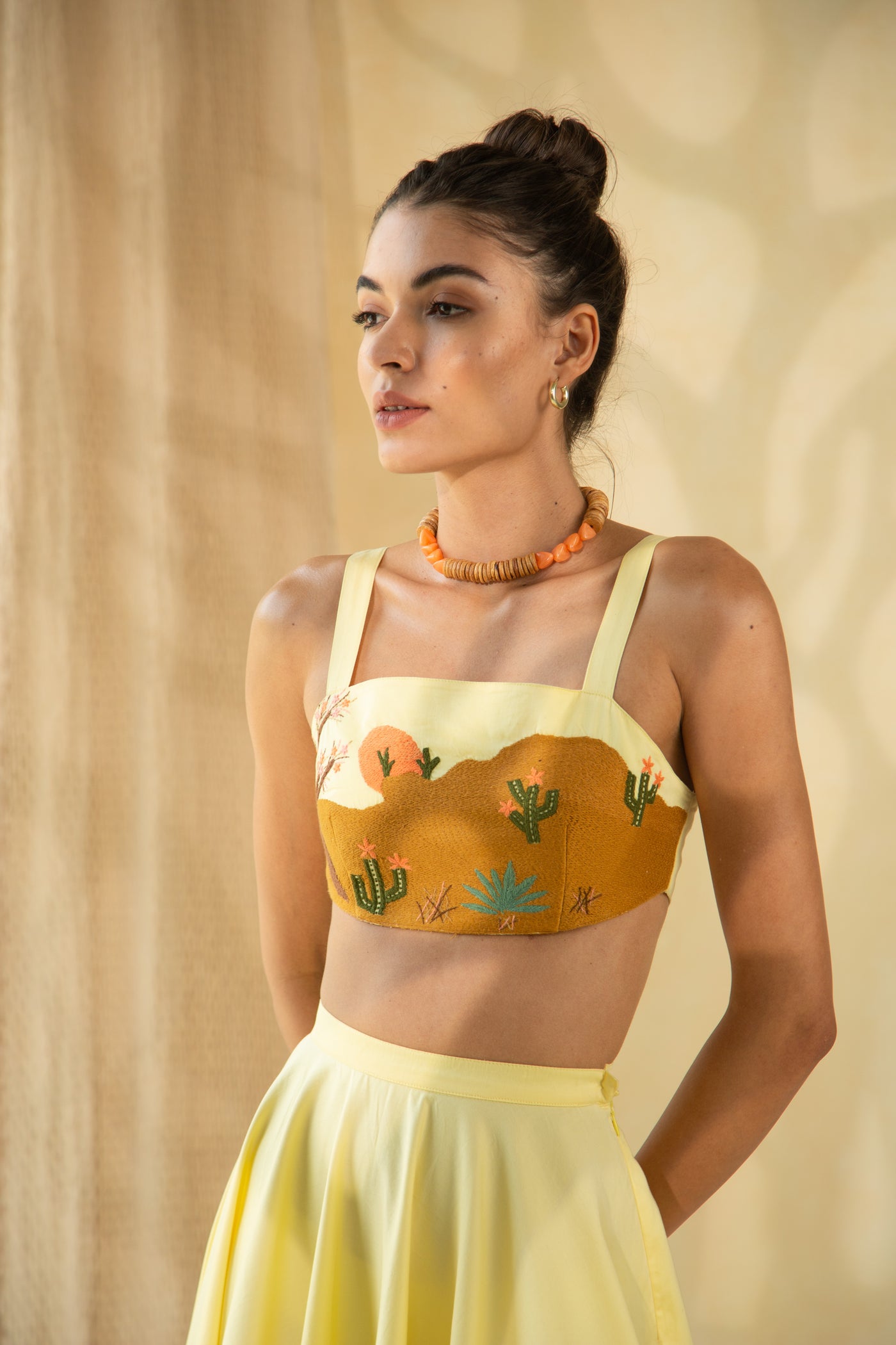 AMAL TOP
